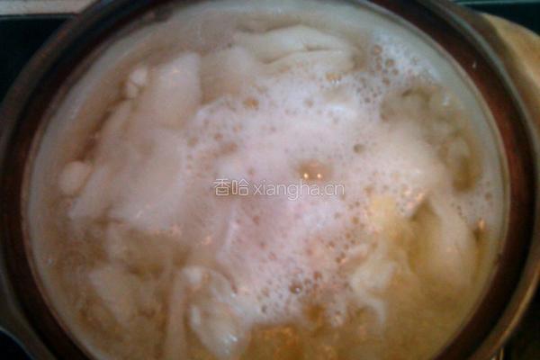雪梨银耳养颜羹的做法图解6
