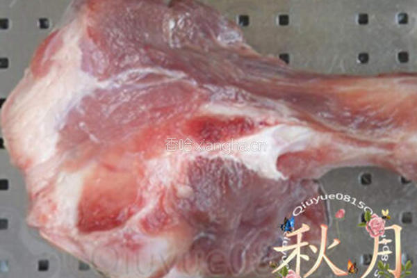 大骨汤的做法图解1