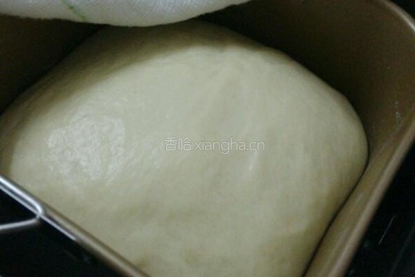 松软奶香吐司的做法图解2