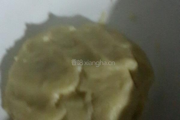 苏式蛋黄莲容月饼的做法图解2