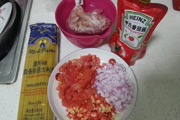 牛肉意面的做法图解1