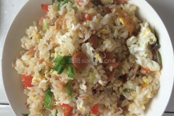 火腿鸡蛋炒饭