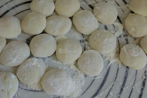萝卜馅蒸饺的做法图解8