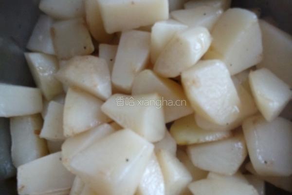 土豆烧排骨的做法图解3