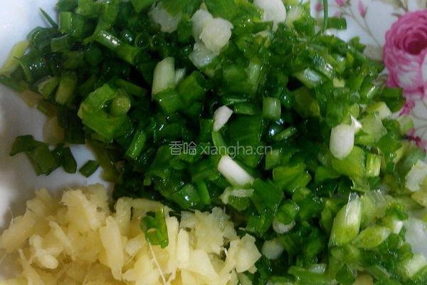 药芹炒香干的做法图解1