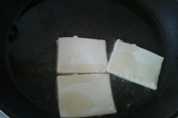 豆腐炒芹菜的做法图解2