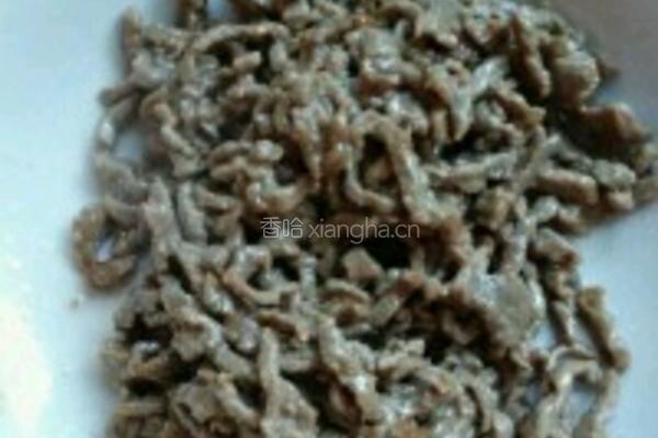 泡椒炒牛肉的做法图解4