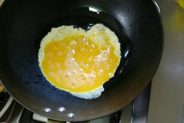 菠菜炒鸡蛋的做法图解1