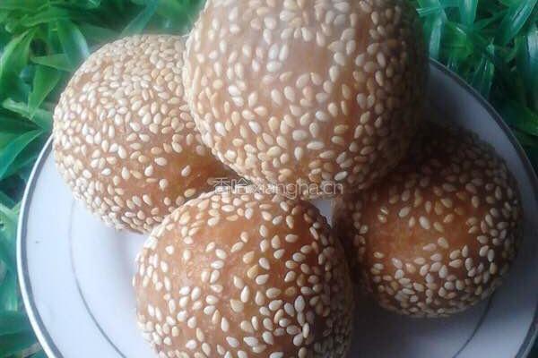 酥脆芝麻黄金球的做法图解8