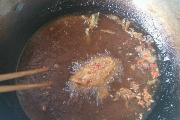 川味炸鸡中翅的做法图解3