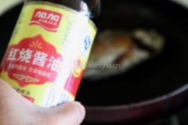 红烧鲫鱼的做法图解5