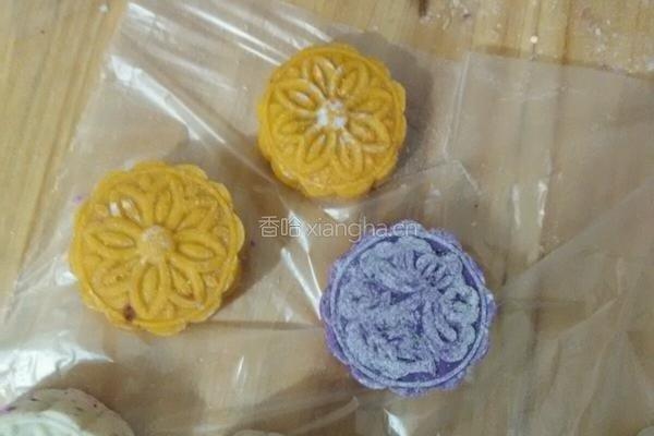 印花糯月饼的做法图解3