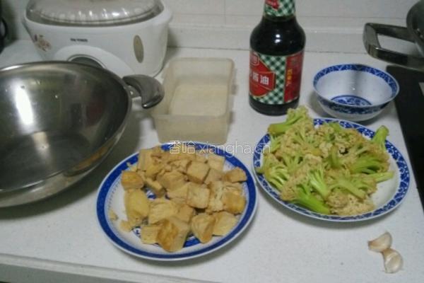懒人豆腐烧排骨的做法图解2