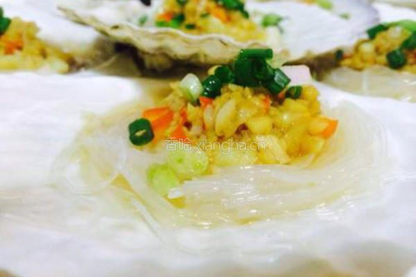 蒜蓉粉丝蒸扇贝的做法图解6