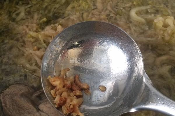 棒骨炖酸菜的做法图解4