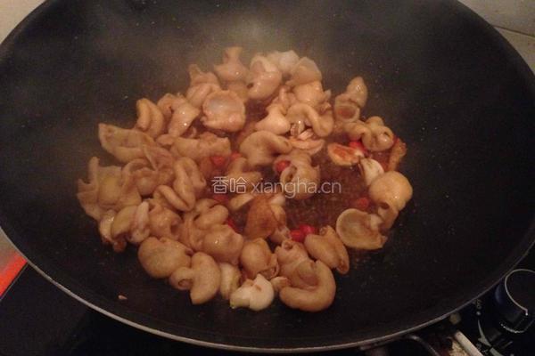 酸菜炒大肠的做法图解7