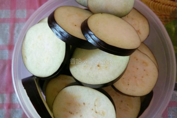 茄盒的做法图解1