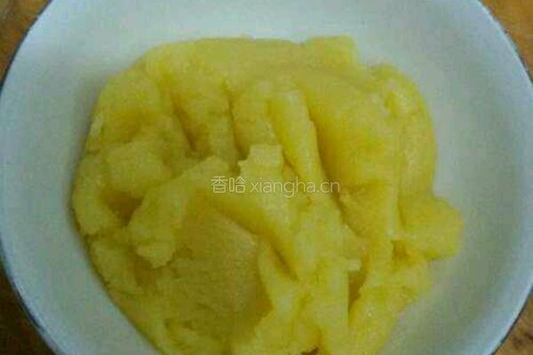 小兔子奶黄包的做法图解1