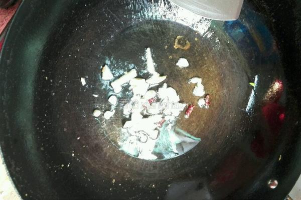 油烧茄子的做法图解3