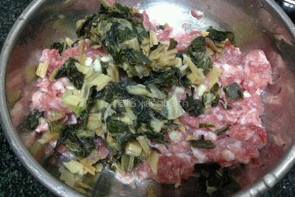 菜干蒸肉饼的做法图解2