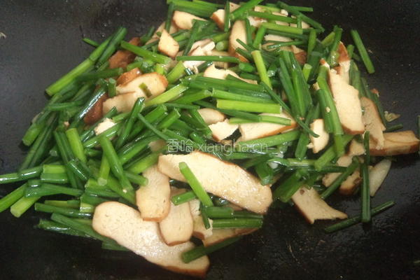 韭菜苔炒香干的做法图解7