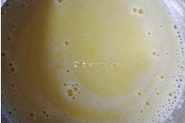 黄桃戚风卷的做法图解4