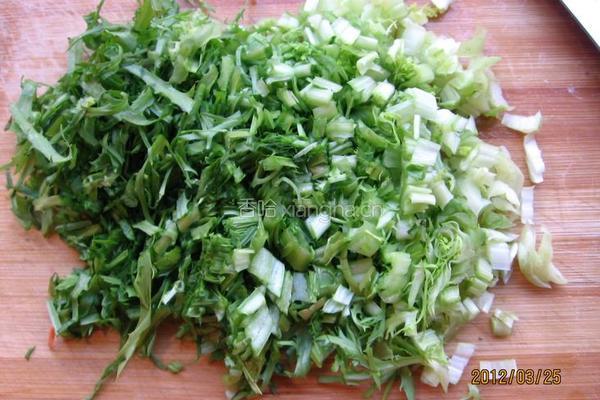 橄榄菜苦菊杂拌的做法图解2