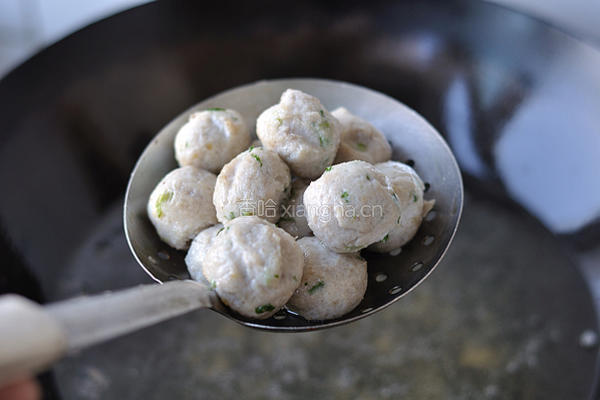 炒鱼丸的做法图解10