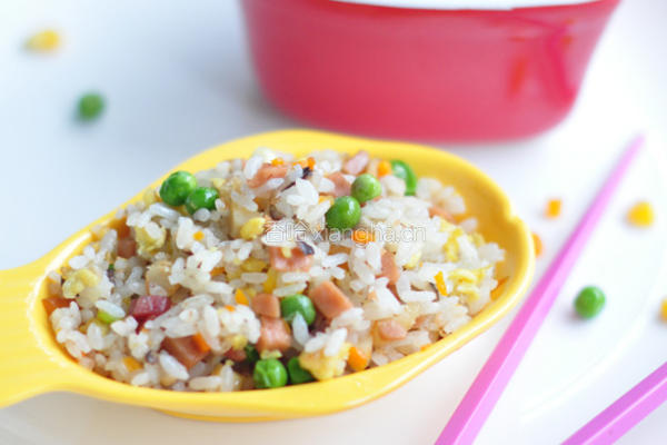 什锦炒饭的做法图解5