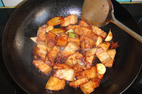 红酒红烧肉的做法图解9
