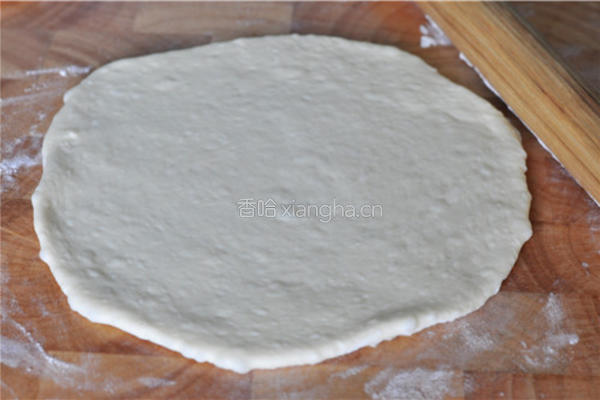 培根彩蔬薄脆披萨的做法图解8