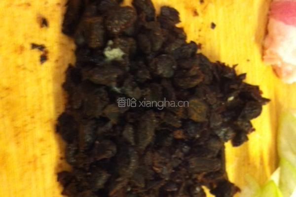 豆豉苦瓜炒香干的做法图解3
