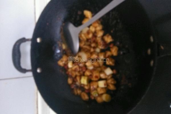 宫爆鸡丁的做法图解11