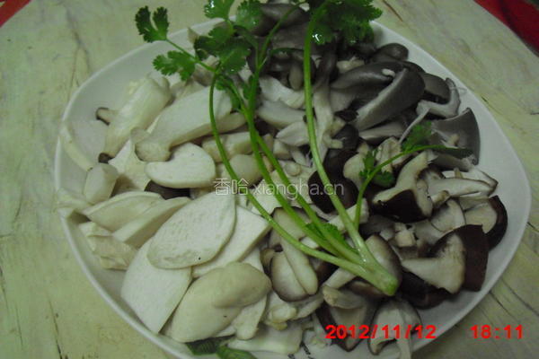 酸菜麻辣火锅的做法图解5