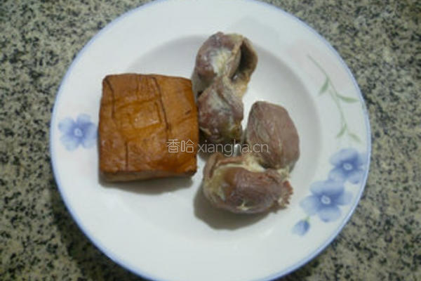香干鸡胗炒娃娃菜的做法图解2