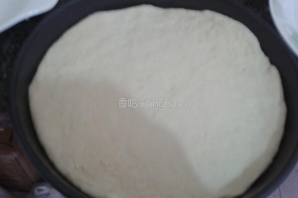 素食花菇披萨的做法图解1