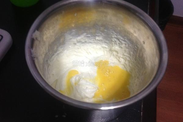 黄桃乳酪面包的做法图解12