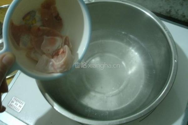 油豆泡粉丝鸡汤的做法图解5