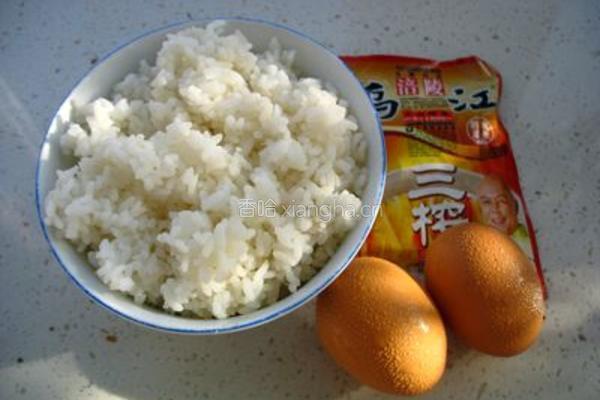 榨菜米饼的做法图解1
