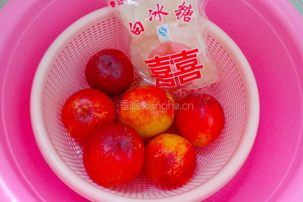 自制黄桃罐头的做法图解1