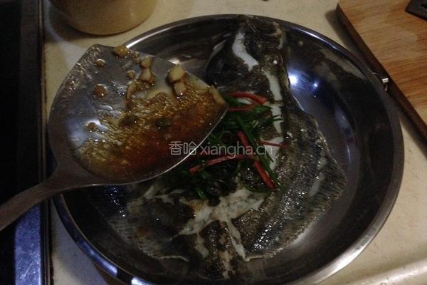 蒸多宝鱼的做法图解8