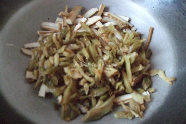 榨菜豆干炒肉丝的做法图解7