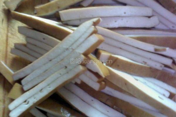 香干炒西芹的做法图解4