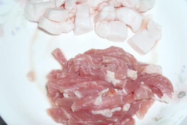 秋葵炒肉的做法图解2