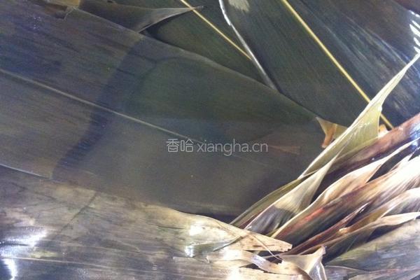豆沙蜜枣棕的做法图解1