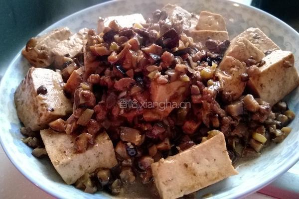 香菇杂酱炖豆腐