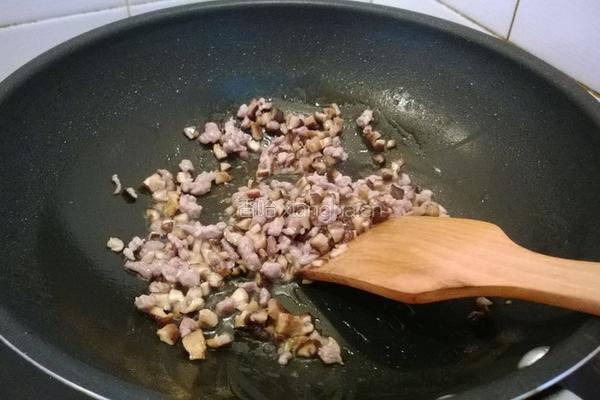 香菇杂酱炖豆腐的做法图解6
