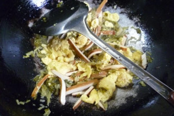 雪菜香干炒鸡蛋的做法图解10