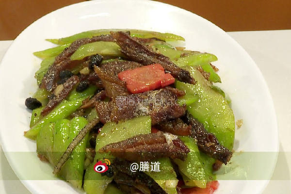 豆豉鲮鱼炒苦瓜的做法图解4