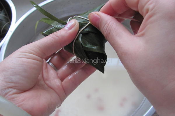 红豆蜜枣粽的做法图解9